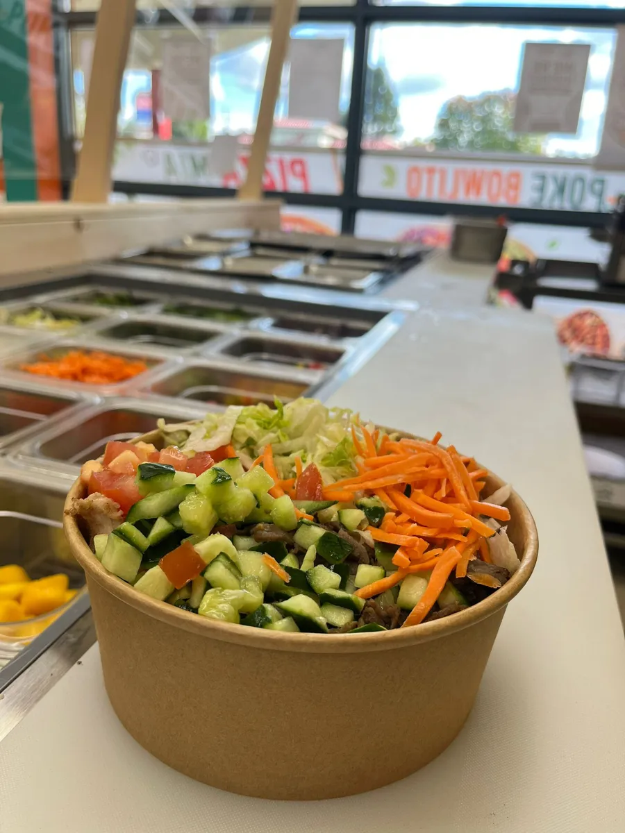 Fresh bowl at the Poke Bowlito counter